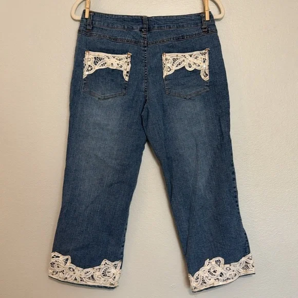 Carrie Allen Vintage y2k Lace Trimmed Denim Capri Pants - Picture 4 of 5